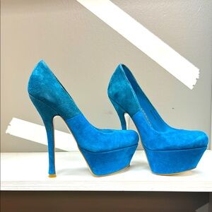 Elegant Blue Platform Heels